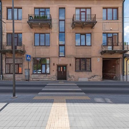 White 1 Bd Old Town Apartment By Hostlovers Каунас Экстерьер фото