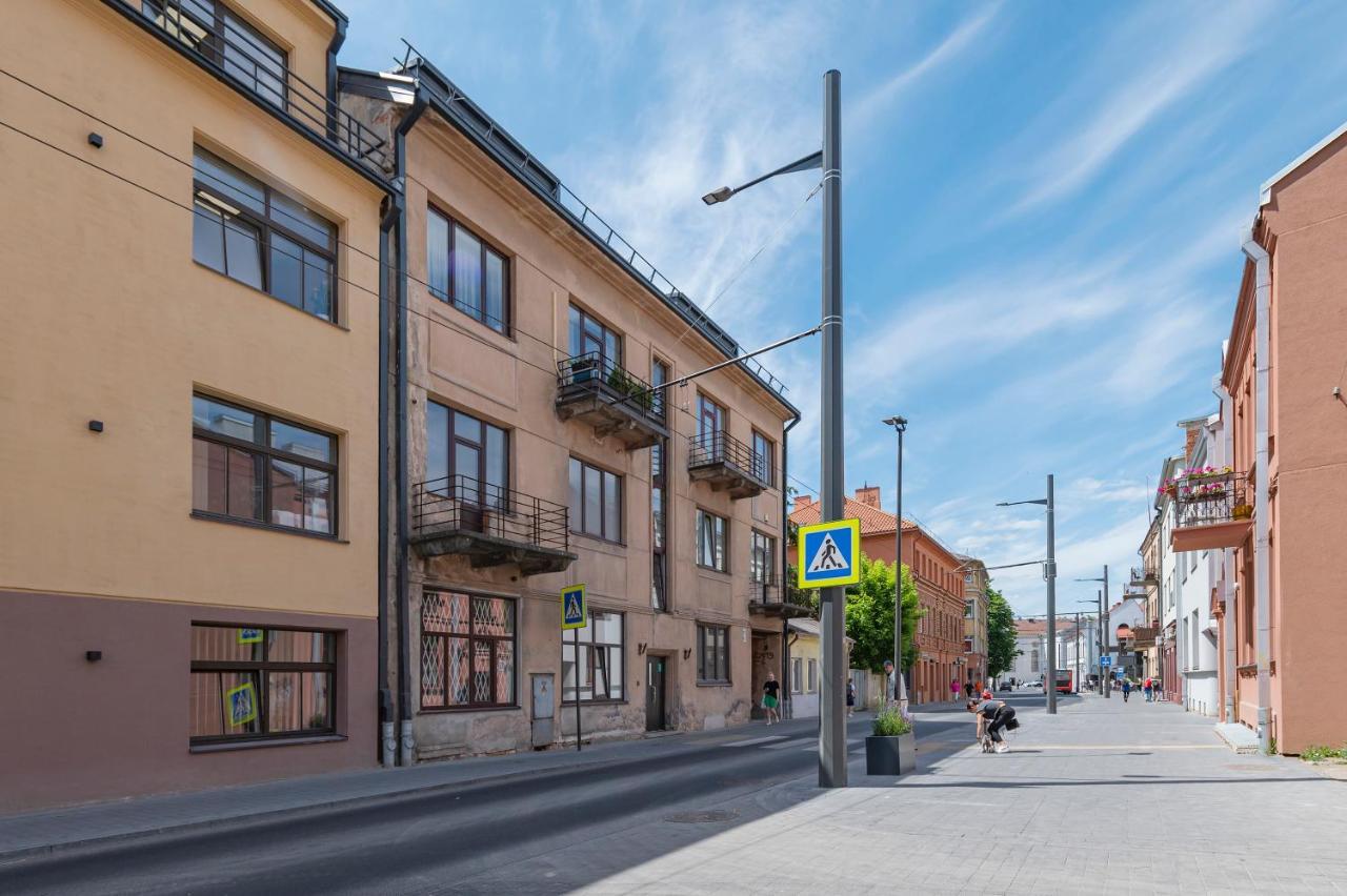 White 1 Bd Old Town Apartment By Hostlovers Каунас Экстерьер фото